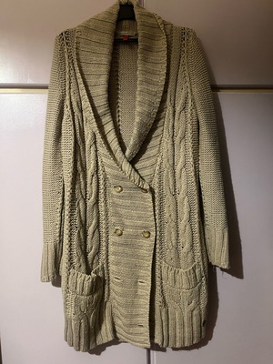 S. Oliver women's beige cardigan XL used with buttons and pockets