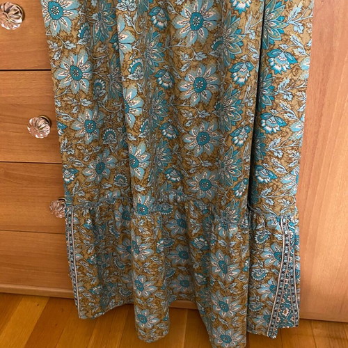 Sale-Ble long floral dress new, green and gold