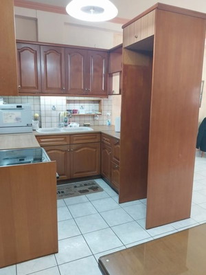 Διαμέρισμα 65 τ.μ., 2 υπνοδωμάτια, 1ος όροφος στη Νίκαια