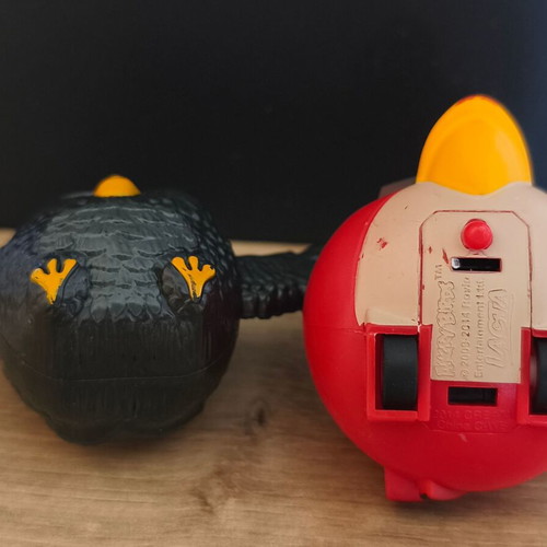 Angry Birds set of 2 figures used