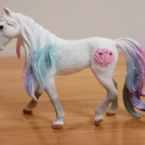 Sea Unicorn Mare figure like new from Schleich Bayala fantasy series
