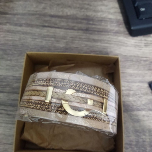 Bracelet new brown and gold