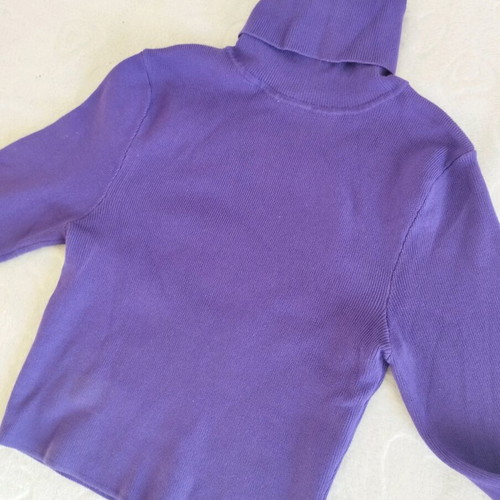 Zara crop turtleneck purple size S like new