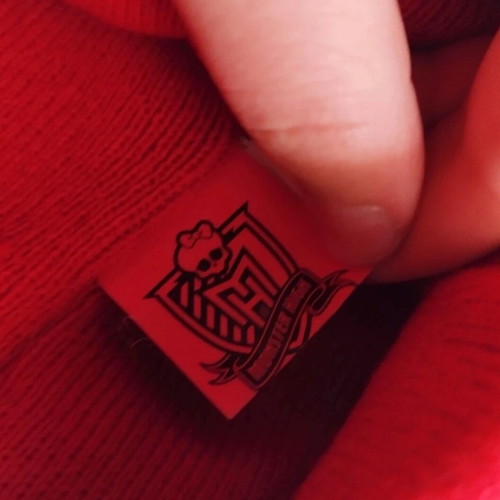 Draculaura Beanie Hat like new, red and black Monster High design
