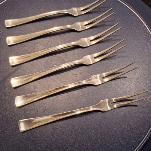Escargot set with 6 plates, tongs & forks like new