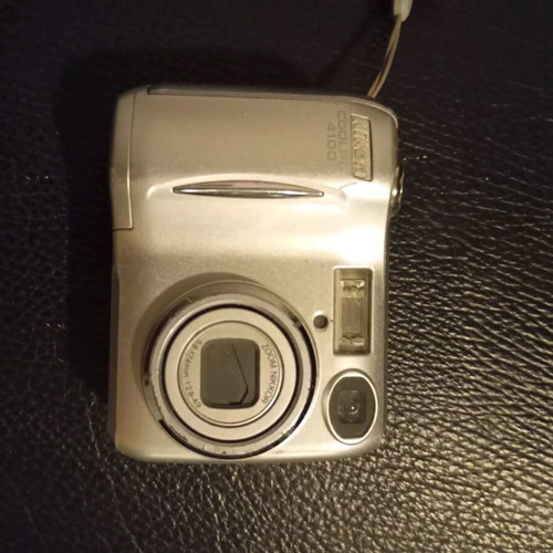 Nikon Coolpix 4100 camera like new