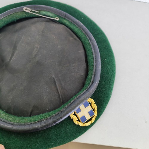 Military Commando Beret green size 58 used with Greek emblem