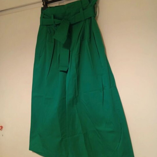 Zara satin pants green, like new, pleated waist, size S