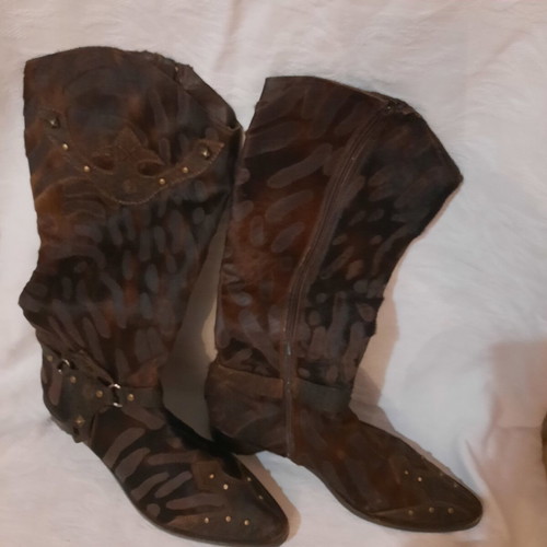 Irma Bass Italy Pony leather women's boots like new, size 38.5