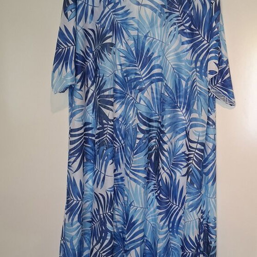 Shein plus size beach dress new, colorful polyester