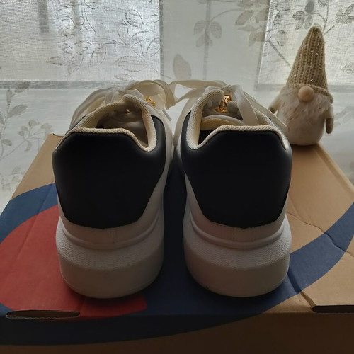 Glam sneakers like new, size 40, white with gold chain detail