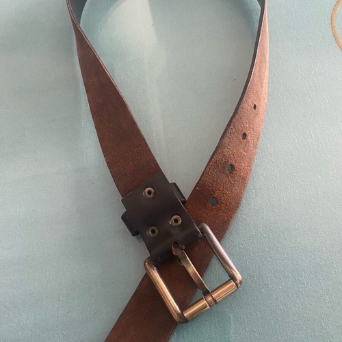 Leather belt used unisex brown with gold buckle