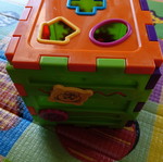 Activity cube like new for small children