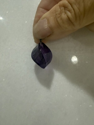 Amethyst pendant with silver bail