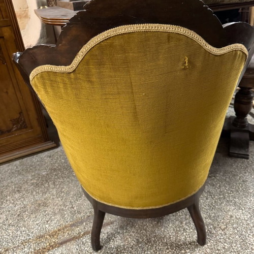 Victorian living room set used with two armchairs and 3-seat sofa