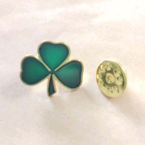 Panathinaikos Pin with Enamel and Gold Outline like new