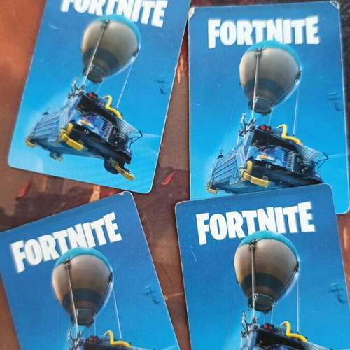 Fortnite card pack of 10