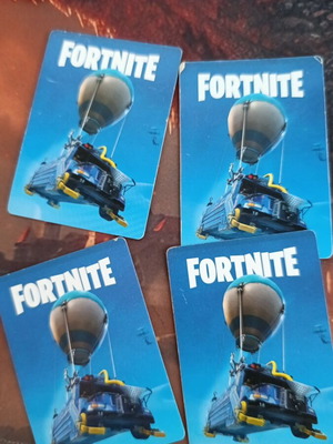 Fortnite card pack of 10