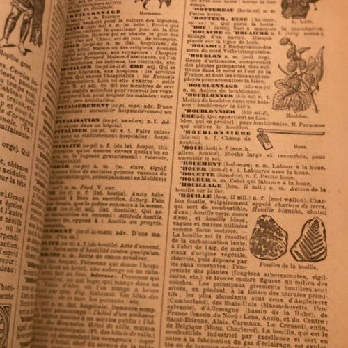 Nouveau Petit Larousse Illustré 1946 used, French dictionary
