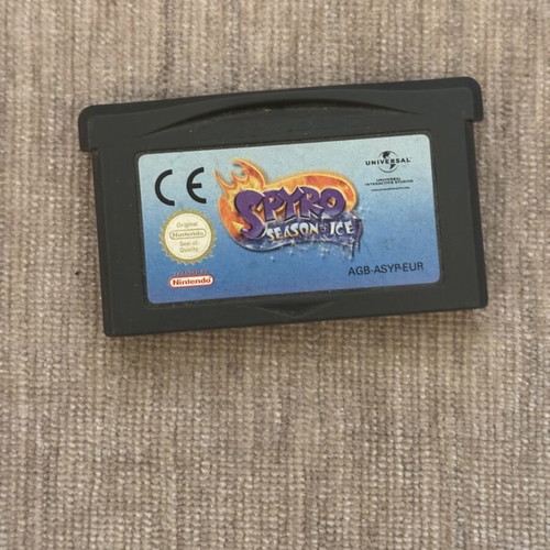 Spyro Season of Ice Nintendo Game Boy Advance game