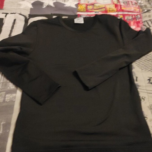 Ysabel Mora men's thermal shirt used, size S, black