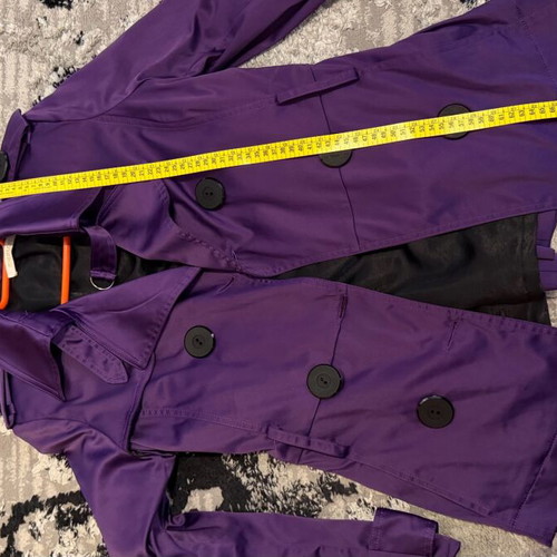 Purple outerwear like new, size S