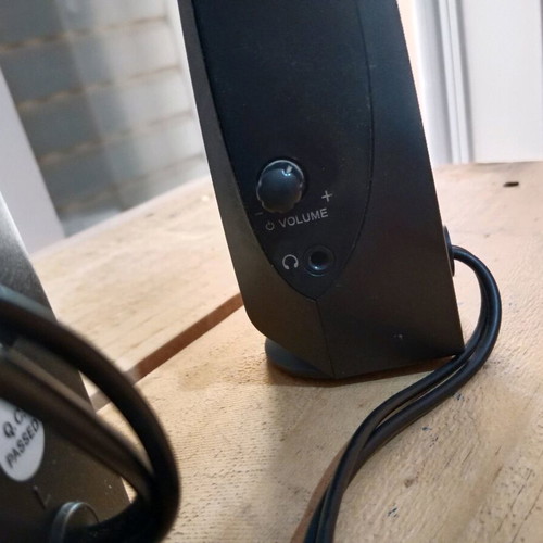 Logitech S-120 speakers used, black