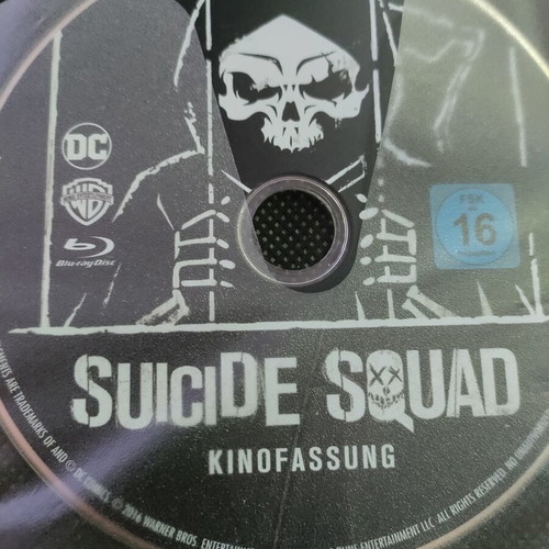 Suicide Squad Blu-Ray like new, theatrical cut with English subtitles
