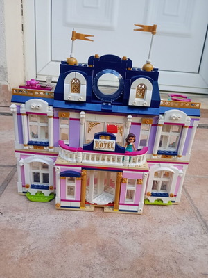 Lego Friends Heartlake Grand Hotel used