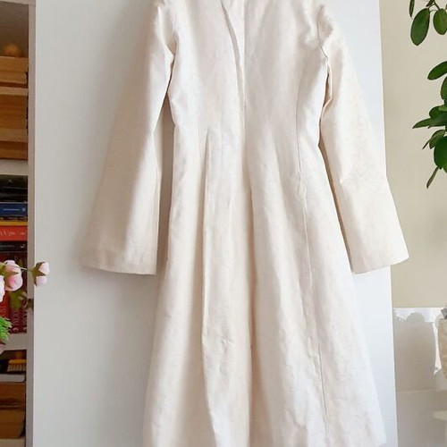 Outerwear new with embroidered flowers, size S, white