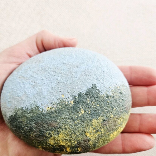 Handmade Painted Stone The Stillness Collection No3 like new