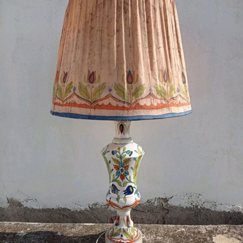 Ceramic table lamp used, large Italian with Ottoman motifs