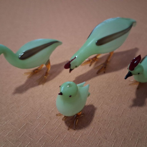 Mourano style bird figurines set of 4, like new