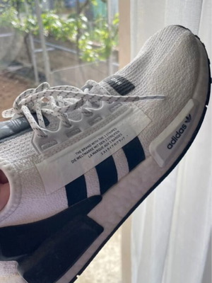 Adidas NMD_R1 sneakers like new, white and black, size 40