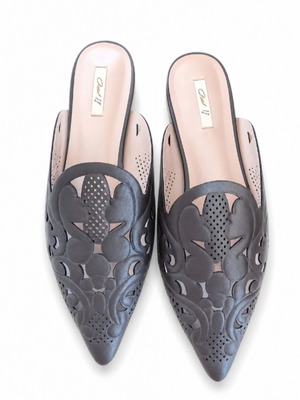 Mules Axel size 39 gray like new