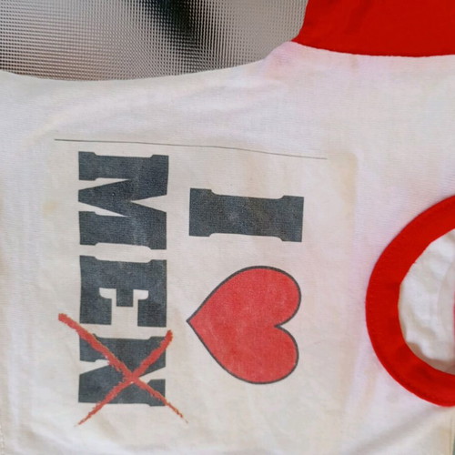 Μίνι μπλουζάκια με βεντούζα used, I <3 ME, κόκκινο και άσπρο