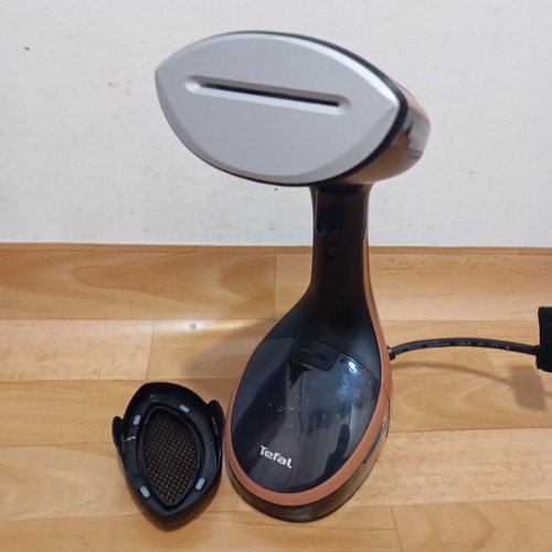 Tefal hand steamer iron used, good working condition