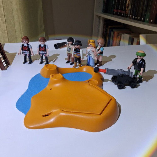 Playmobil 70412 pirate ship like new with extras and missing parts