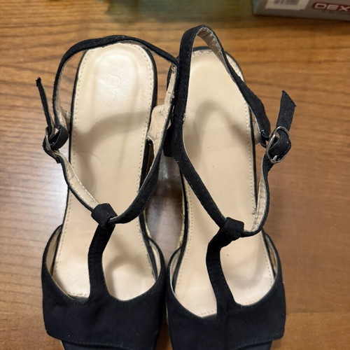 Platform sandals size 39 used, black