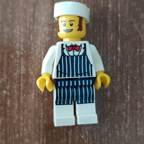 Lego figure like new, classic size
