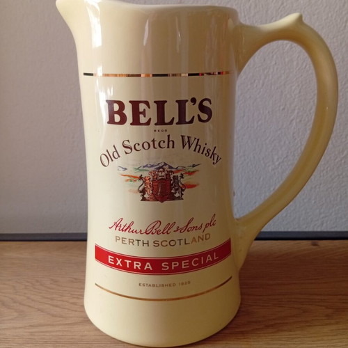 Bell's Old Scotch Whisky ceramic jug 1.2L by Wade