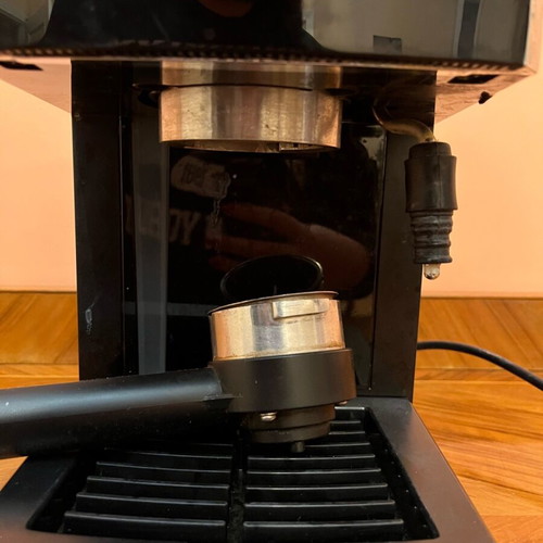 Saeco Poemia espresso coffee maker like new for ground coffee with milk frother