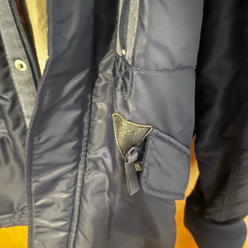 Winter jacket with hood Guru size L used, blue