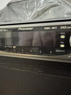 Pioneer DEH-P7600MP car radio CD player used