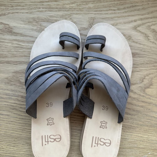 Khaki sandals like new, size 39, strappy style