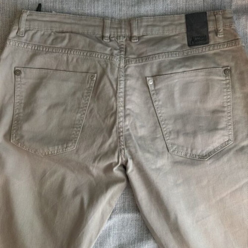 Guess jeans beige size M like new