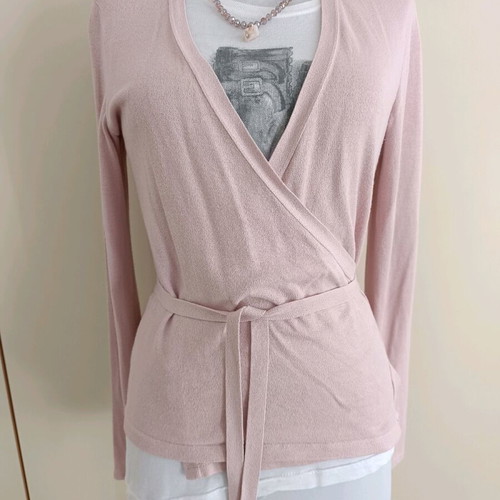 Handmade pink Murano necklace with 925 silver - the cardigan is a gift
