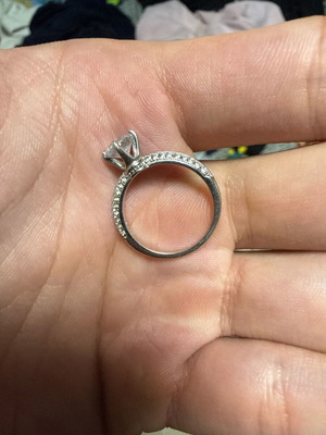 Silver engagement ring new, gray