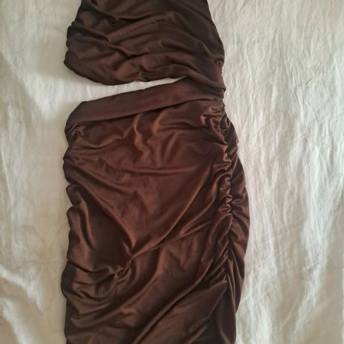 Brown dress with waist cutout like new