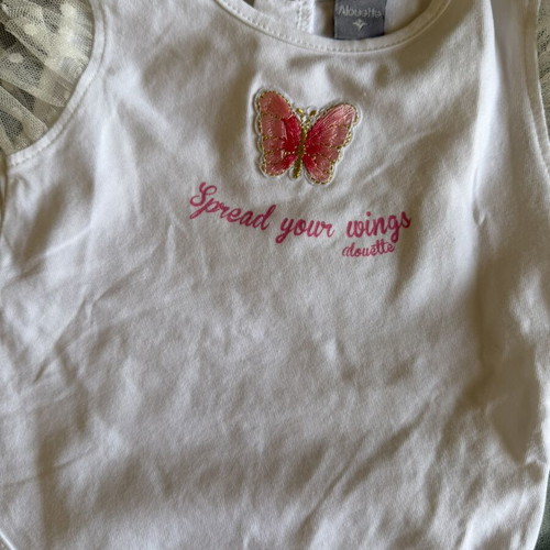 Alouette baby girl set like new, 6 months